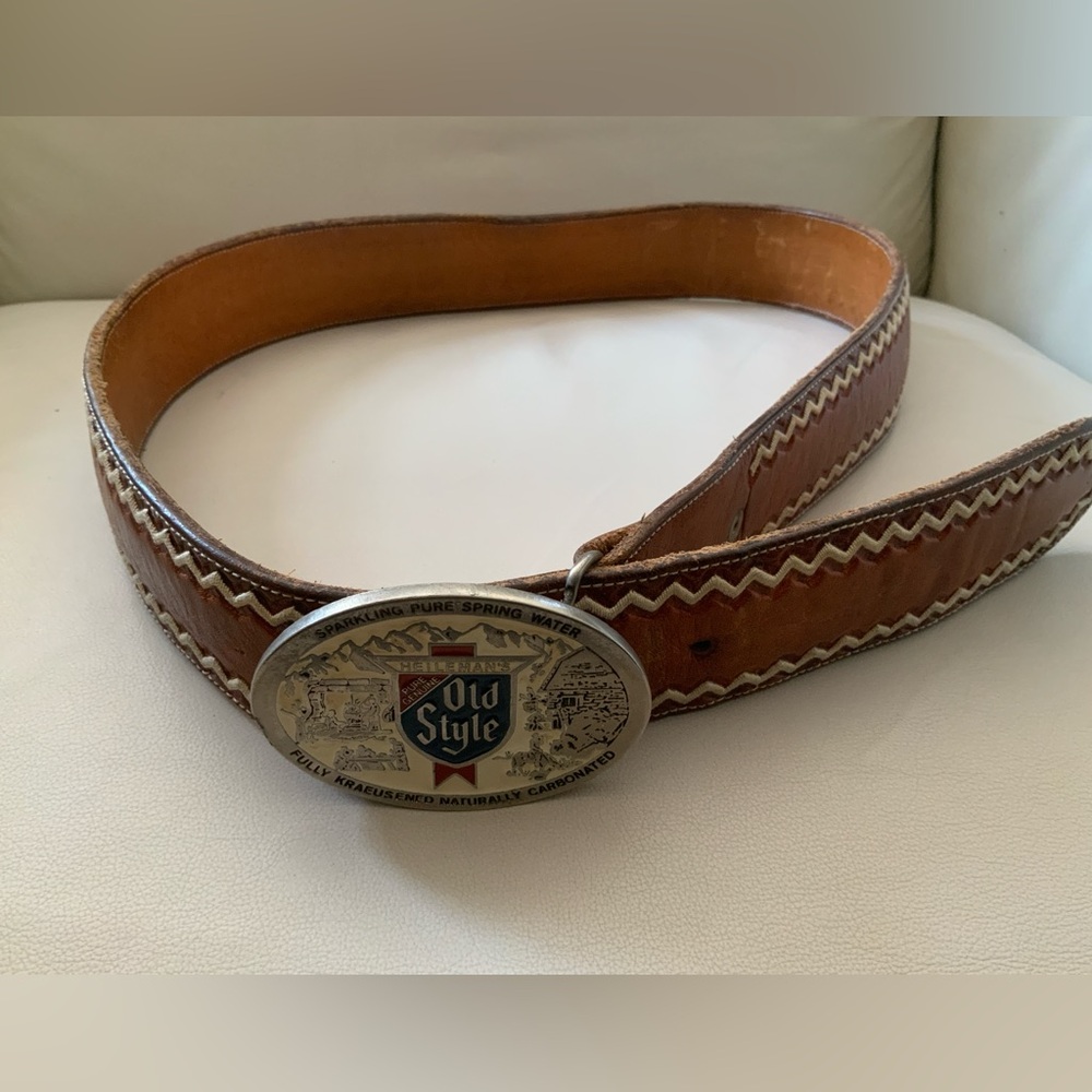 Vtg Old style beer buckle western Leather Belt Size 38.